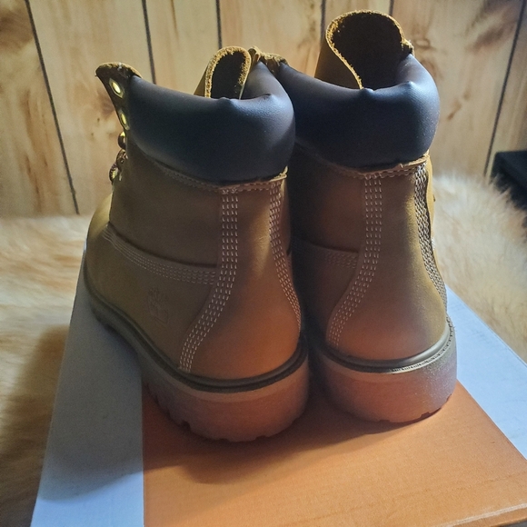 Timberland Waterproof Premium Boots 6” Wheat Nubuck Men Sz 6 Junior New in Box - Picture 6 of 15